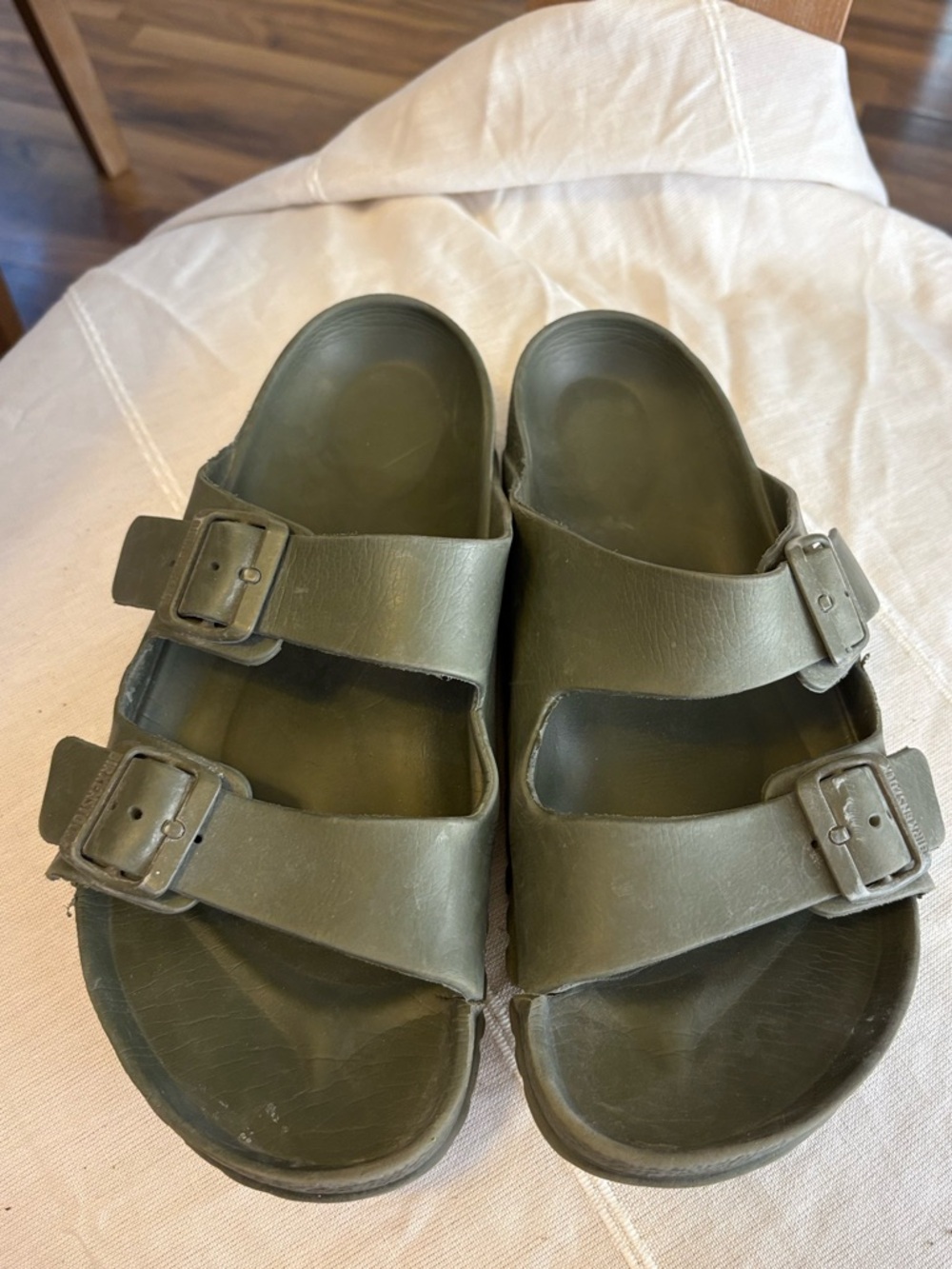 Arizona Essentials EVA Khaki Green EU Size 45 US 12 12.5